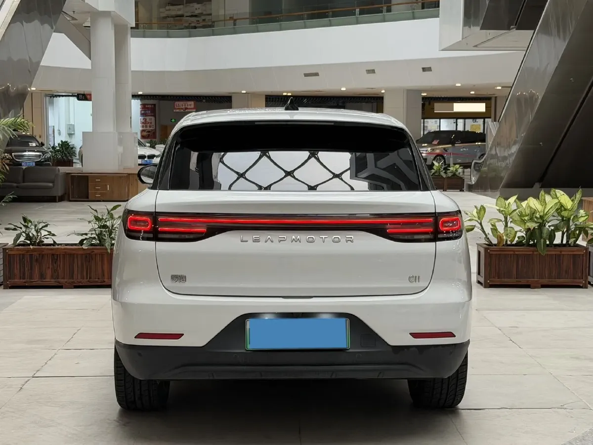 2023 Leapmotor C11 1.5L 95HP L4 REEV 43.74KWH,autocango,china used car exporter,china ev exporter,chinese used car exporter,chinese used ev exporter