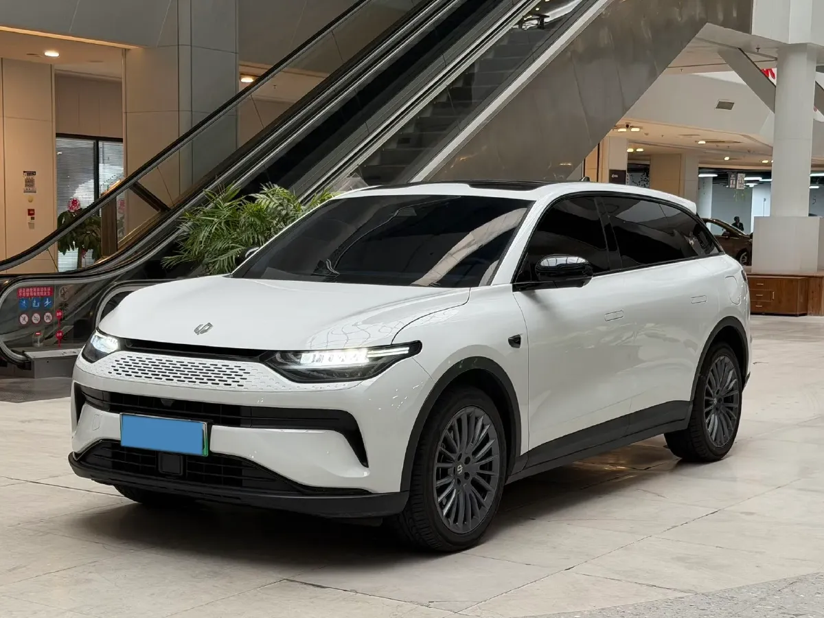 2023 Leapmotor C11 1.5L 95HP L4 REEV 43.74KWH,autocango,china used car exporter,china ev exporter,chinese used car exporter,chinese used ev exporter