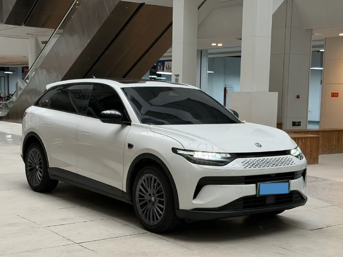 2023 Leapmotor C11 1.5L 95HP L4 REEV 43.74KWH,autocango,china used car exporter,china ev exporter,chinese used car exporter,chinese used ev exporter