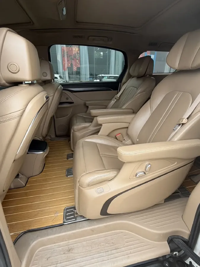 2020 Buick GL8 2.0T 237HP L4 9AT,autocango,china used car exporter,china ev exporter,chinese used car exporter,chinese used ev exporter