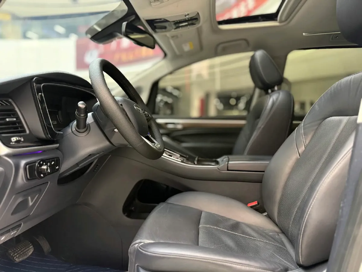 2021 GAC Trumpchi M8 2.0T 252HP L4 8AT,autocango,china used car exporter,china ev exporter,chinese used car exporter,chinese used ev exporter