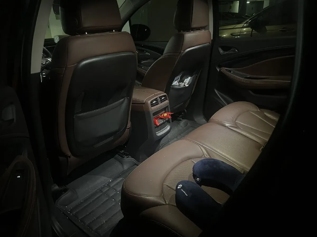 2021 Buick EnvisionPlus 1.5T 169HP L4 7DCT,autocango,china used car exporter,china ev exporter,chinese used car exporter,chinese used ev exporter