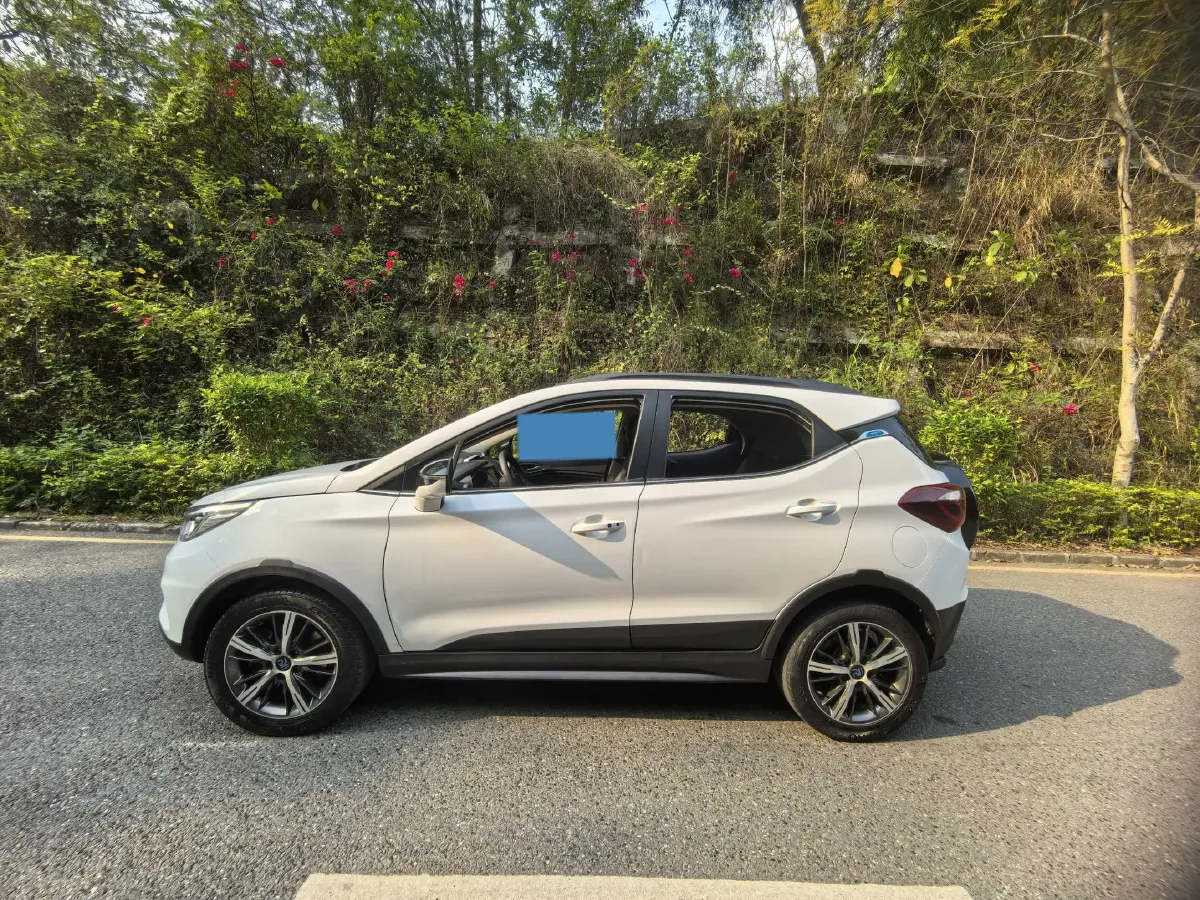 2018 BYD Yuan BEV 43.2KWH,autocango,china used car exporter,china ev exporter,chinese used car exporter,chinese used ev exporter