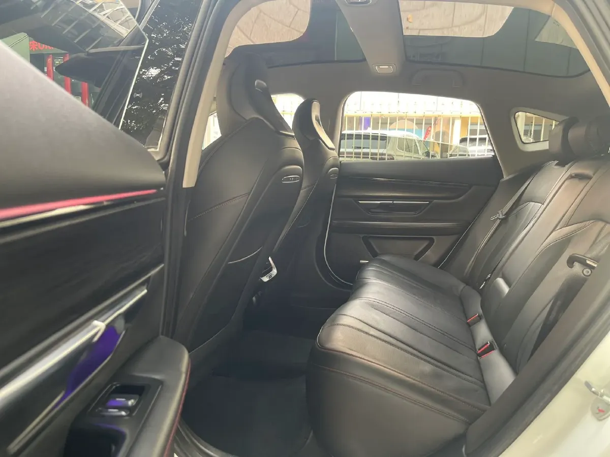 2021 Iveco OuSheng 3.0T 180HP L4 8AT,autocango,china used car exporter,china ev exporter,chinese used car exporter,chinese used ev exporter