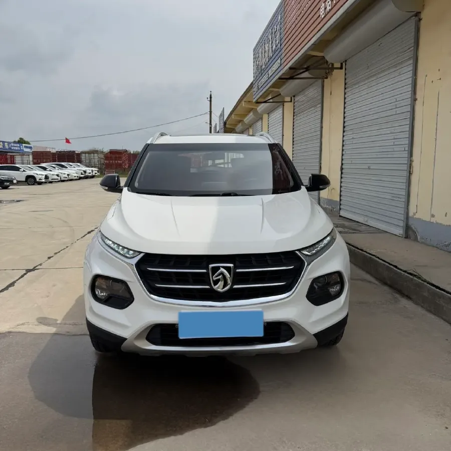 2017 BaoJun 510 1.5L 112HP L4 6MT,autocango,china used car exporter,china ev exporter,chinese used car exporter,chinese used ev exporter
