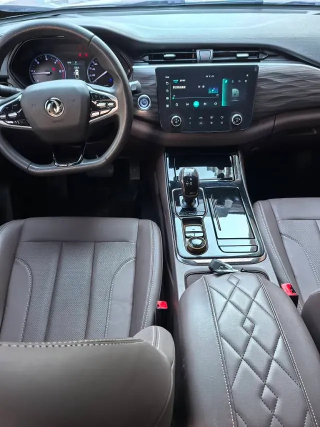 2022 Dongfeng RuiQi 7 2.3T 166HP L4 8AT,autocango,china used car exporter,china ev exporter,chinese used car exporter,chinese used ev exporter