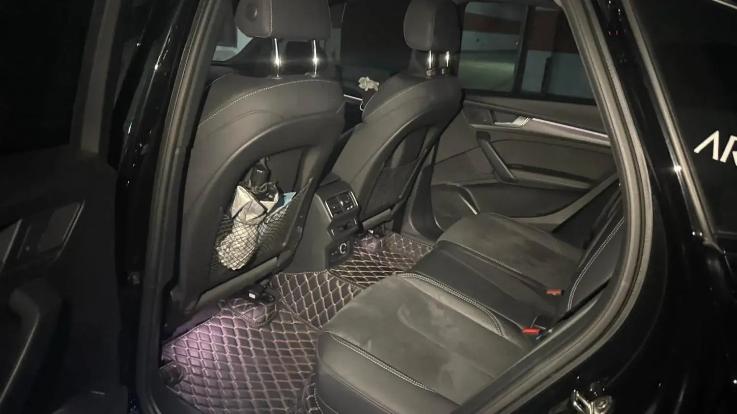 2021 Audi Q5L Sportback 2.0T 190HP L4 7DCT,autocango,china used car exporter,china ev exporter,chinese used car exporter,chinese used ev exporter