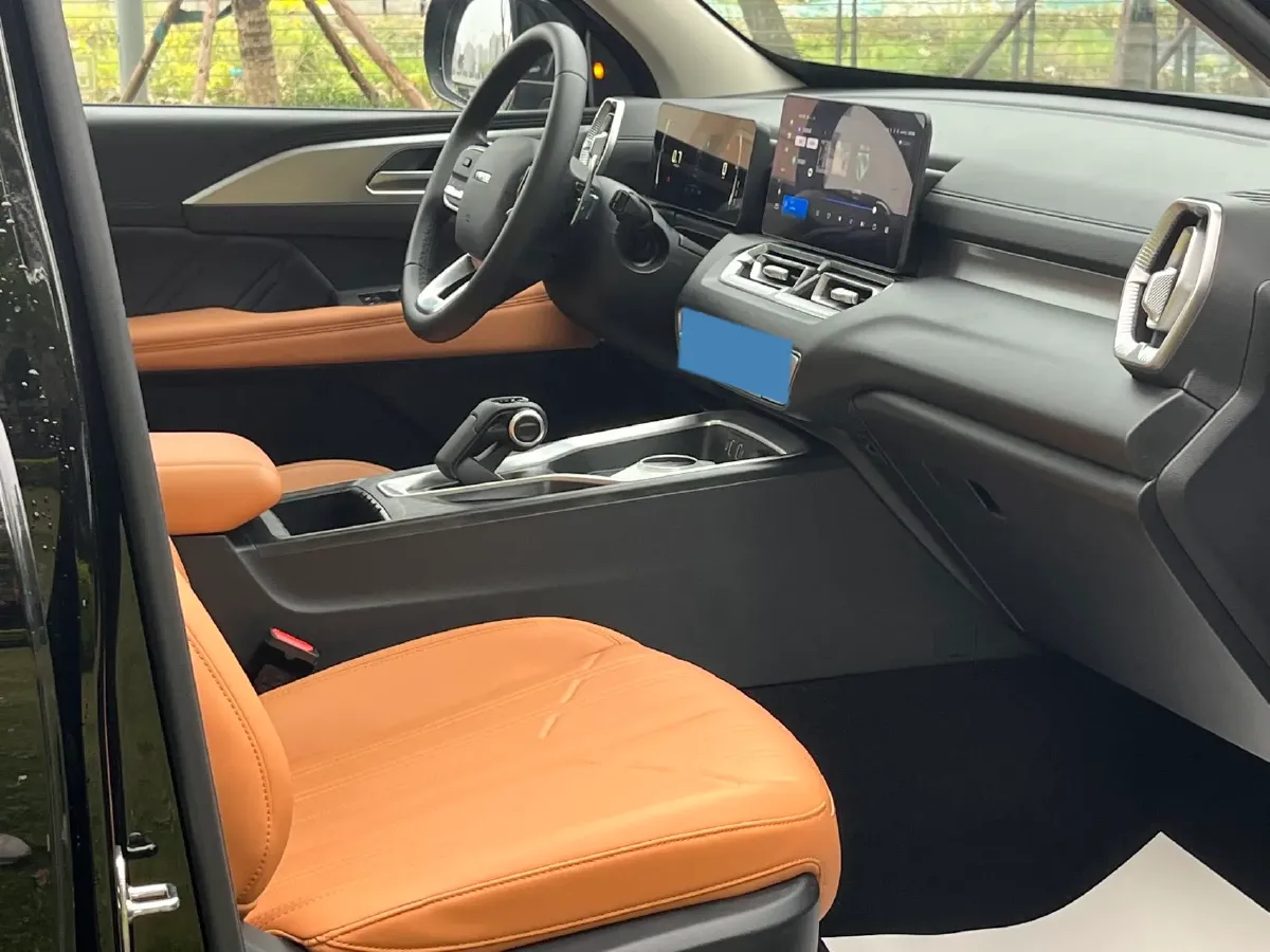 2025 Haval H5 2.0T 166HP L4 8AT,autocango,china used car exporter,china ev exporter,chinese used car exporter,chinese used ev exporter