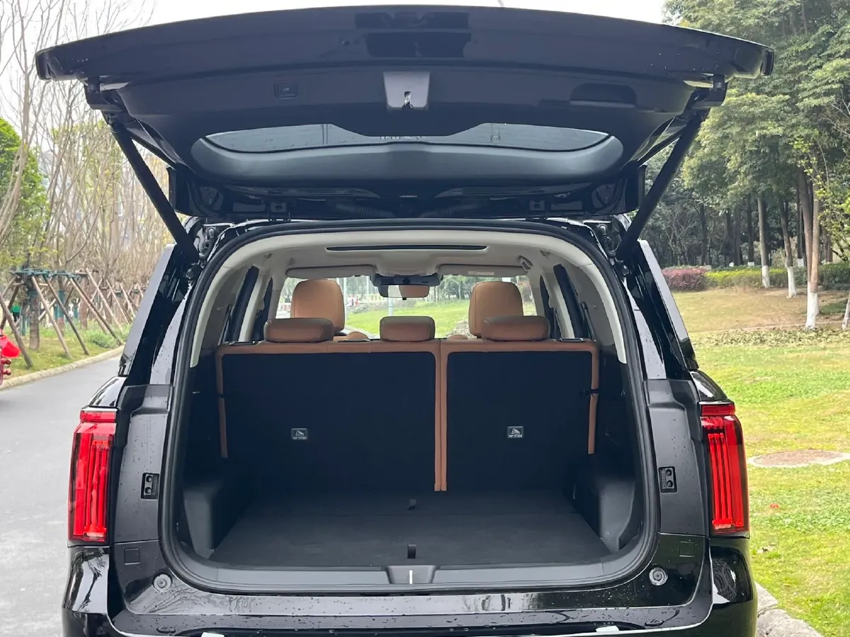 2025 Haval H5 2.0T 166HP L4 8AT,autocango,china used car exporter,china ev exporter,chinese used car exporter,chinese used ev exporter