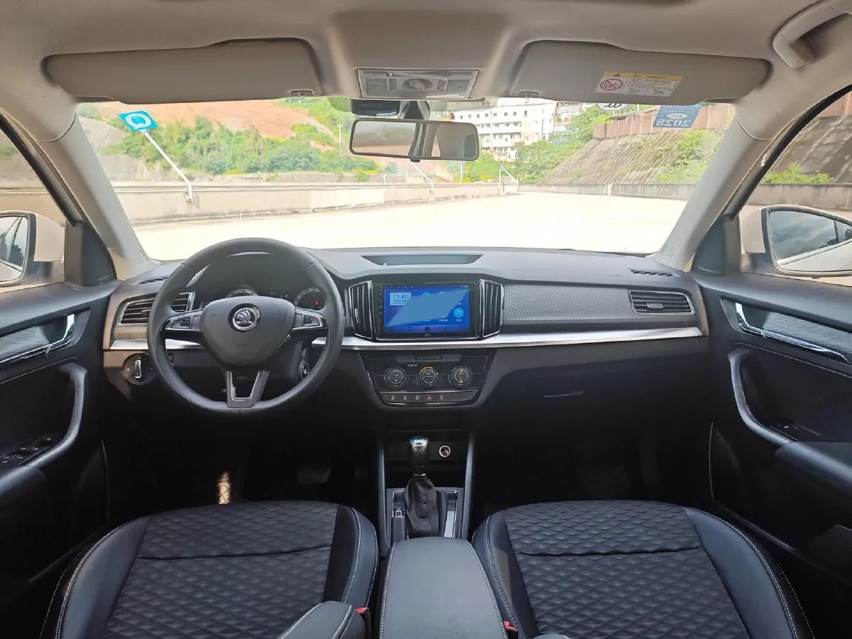 2020 Skoda Kamiq 1.5L 112HP L4 6AT,autocango,china used car exporter,china ev exporter,chinese used car exporter,chinese used ev exporter