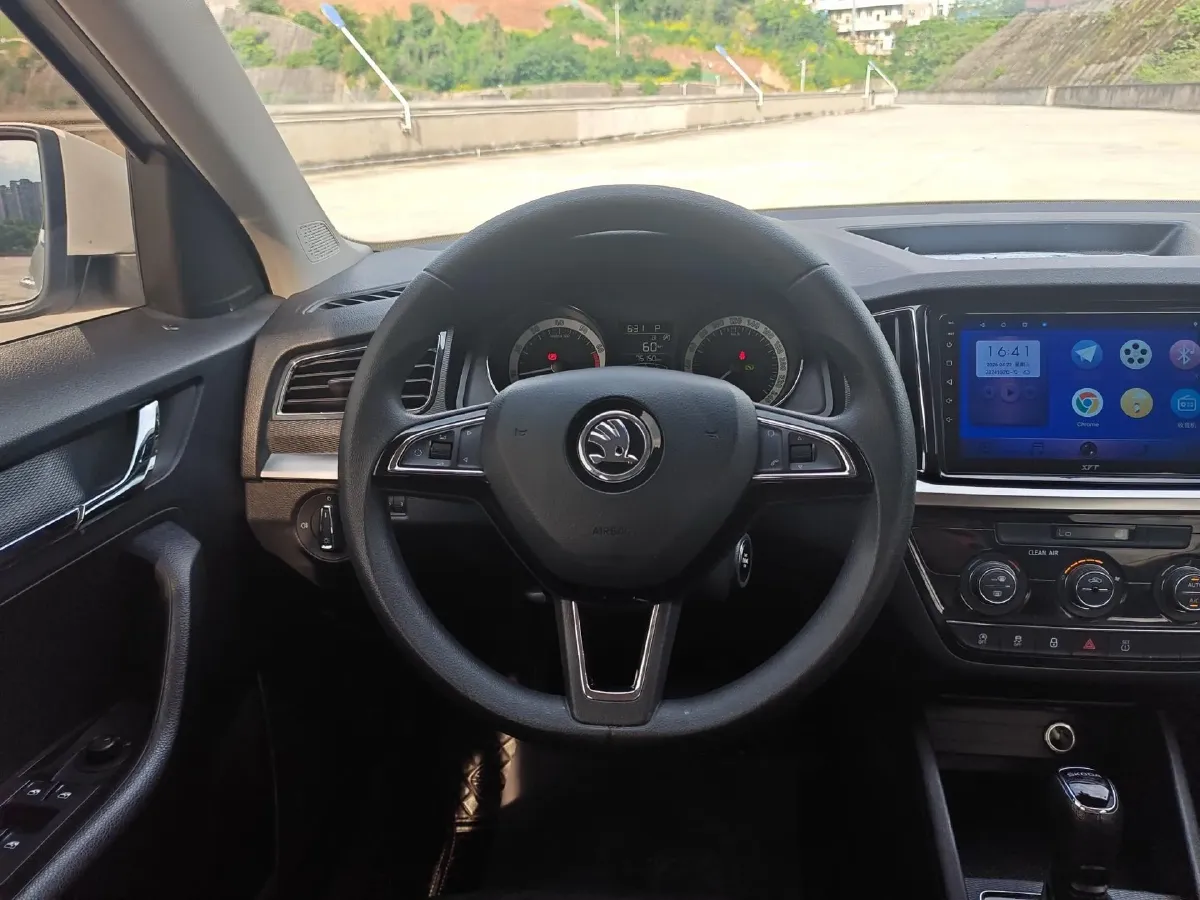 2020 Skoda Kamiq 1.5L 112HP L4 6AT,autocango,china used car exporter,china ev exporter,chinese used car exporter,chinese used ev exporter