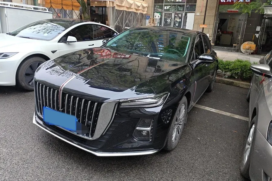 2025 HongQi H5 1.5T 169HP L4 7DCT,autocango,china used car exporter,china ev exporter,chinese used car exporter,chinese used ev exporter