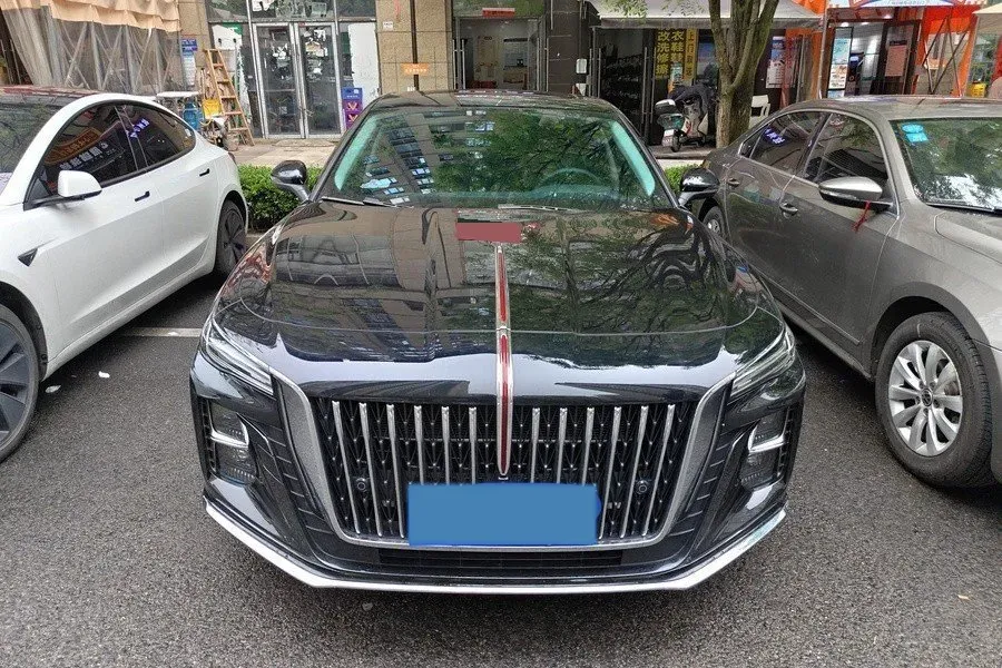 2025 HongQi H5 1.5T 169HP L4 7DCT,autocango,china used car exporter,china ev exporter,chinese used car exporter,chinese used ev exporter