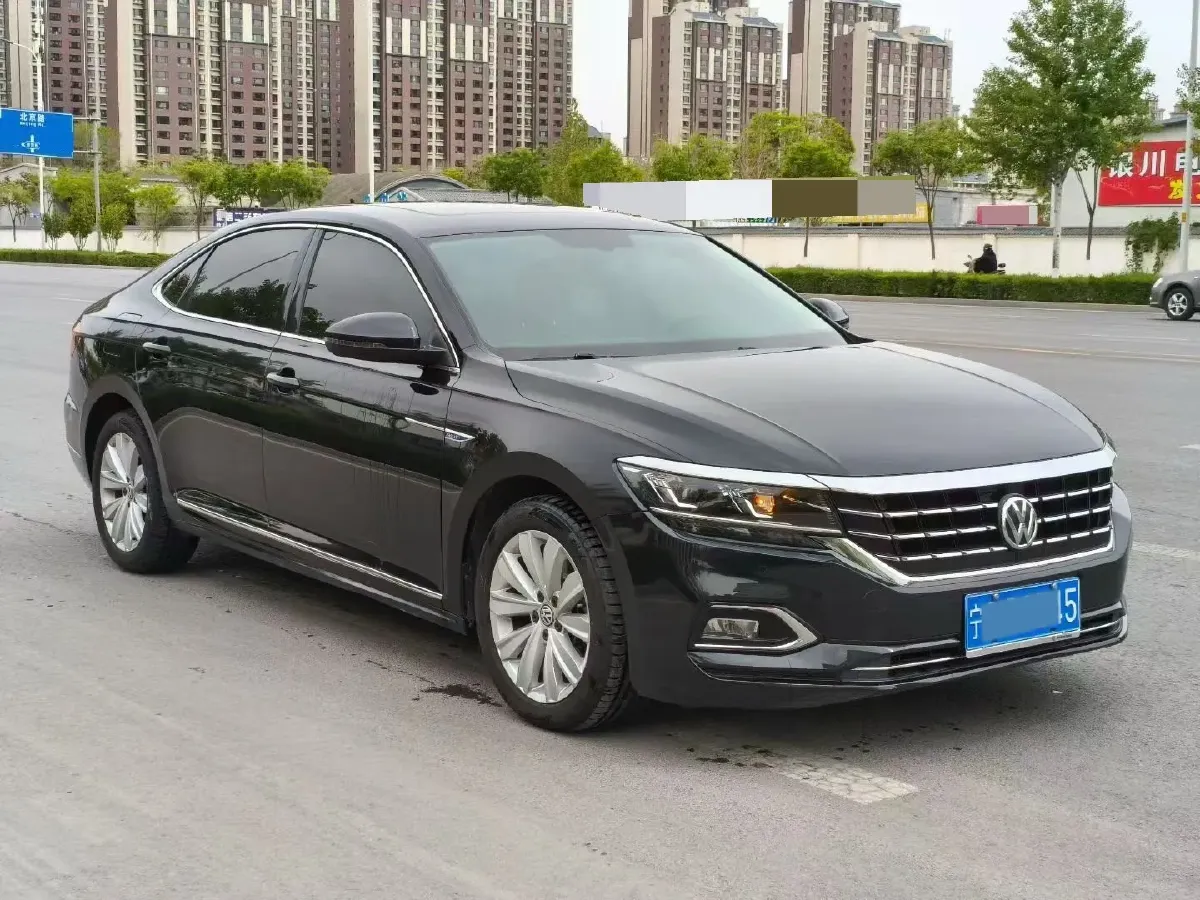 2020 Volkswagen Passat 2.0T 186HP L4 7DCT,autocango,china used car exporter,china ev exporter,chinese used car exporter,chinese used ev exporter