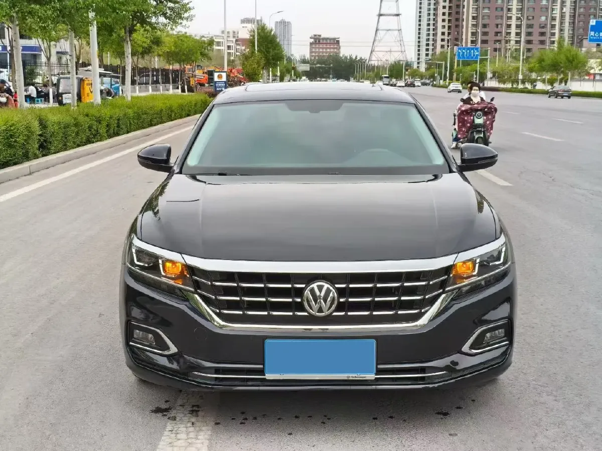 2020 Volkswagen Passat 2.0T 186HP L4 7DCT,autocango,china used car exporter,china ev exporter,chinese used car exporter,chinese used ev exporter