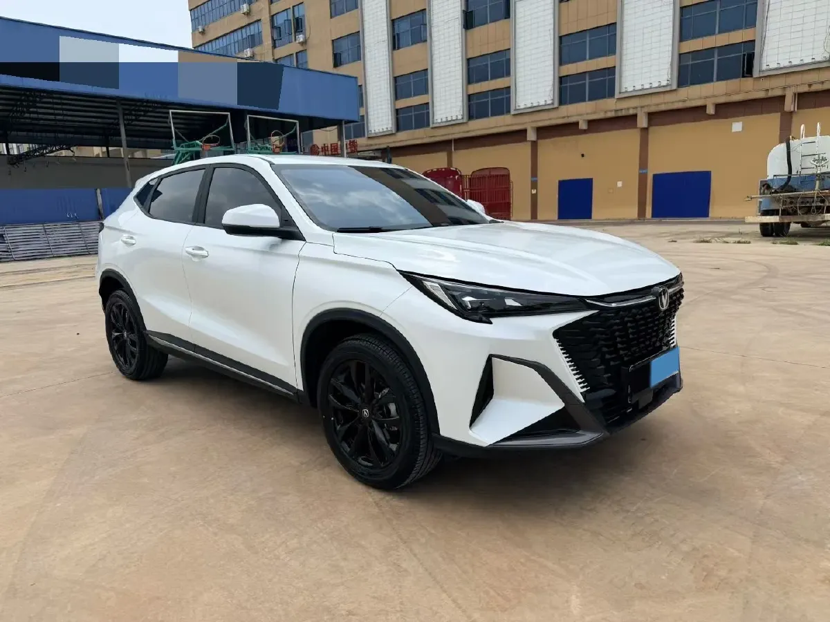 2025 ChangAn X5 PLUS 1.5T 188HP L4 7DCT,autocango,china used car exporter,china ev exporter,chinese used car exporter,chinese used ev exporter