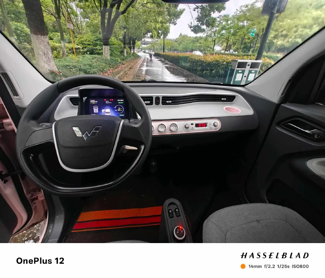 2022 WuLing HongGuang MINI EV BEV 9KWH,autocango,china used car exporter,china ev exporter,chinese used car exporter,chinese used ev exporter