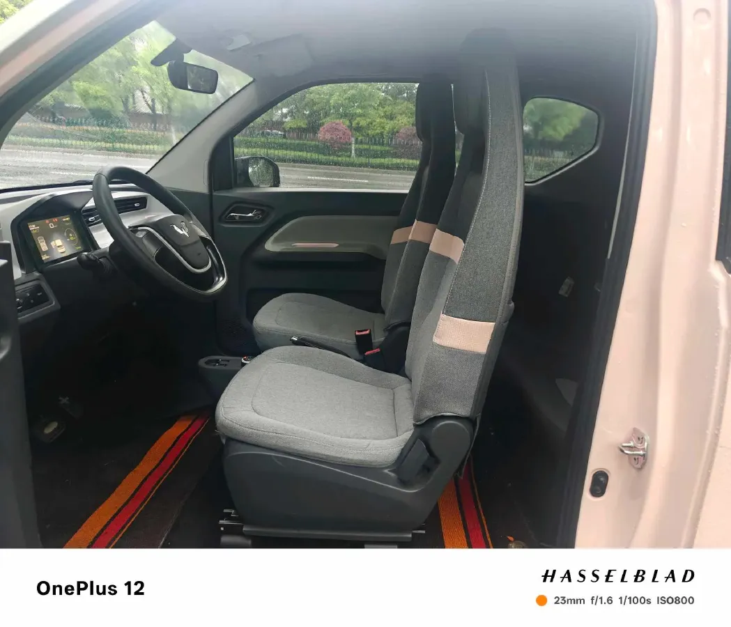 2022 WuLing HongGuang MINI EV BEV 9KWH,autocango,china used car exporter,china ev exporter,chinese used car exporter,chinese used ev exporter