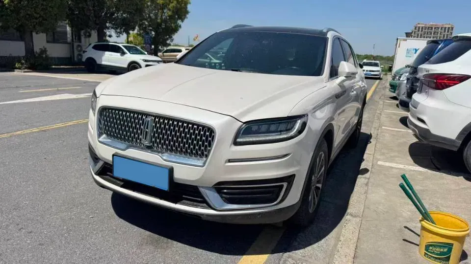 2019 Lincoln Nautilus 2.0T 224HP L4 8AT,autocango,china used car exporter,china ev exporter,chinese used car exporter,chinese used ev exporter