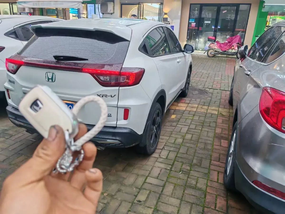 2022 Honda XR-V 1.5T 177HP L4 CVT,autocango,china used car exporter,china ev exporter,chinese used car exporter,chinese used ev exporter