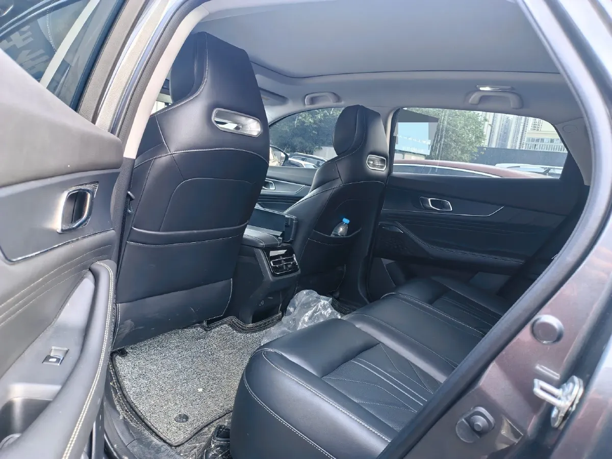 2024 ChangAn UNI-K 2.0T 233HP L4 8AT,autocango,china used car exporter,china ev exporter,chinese used car exporter,chinese used ev exporter