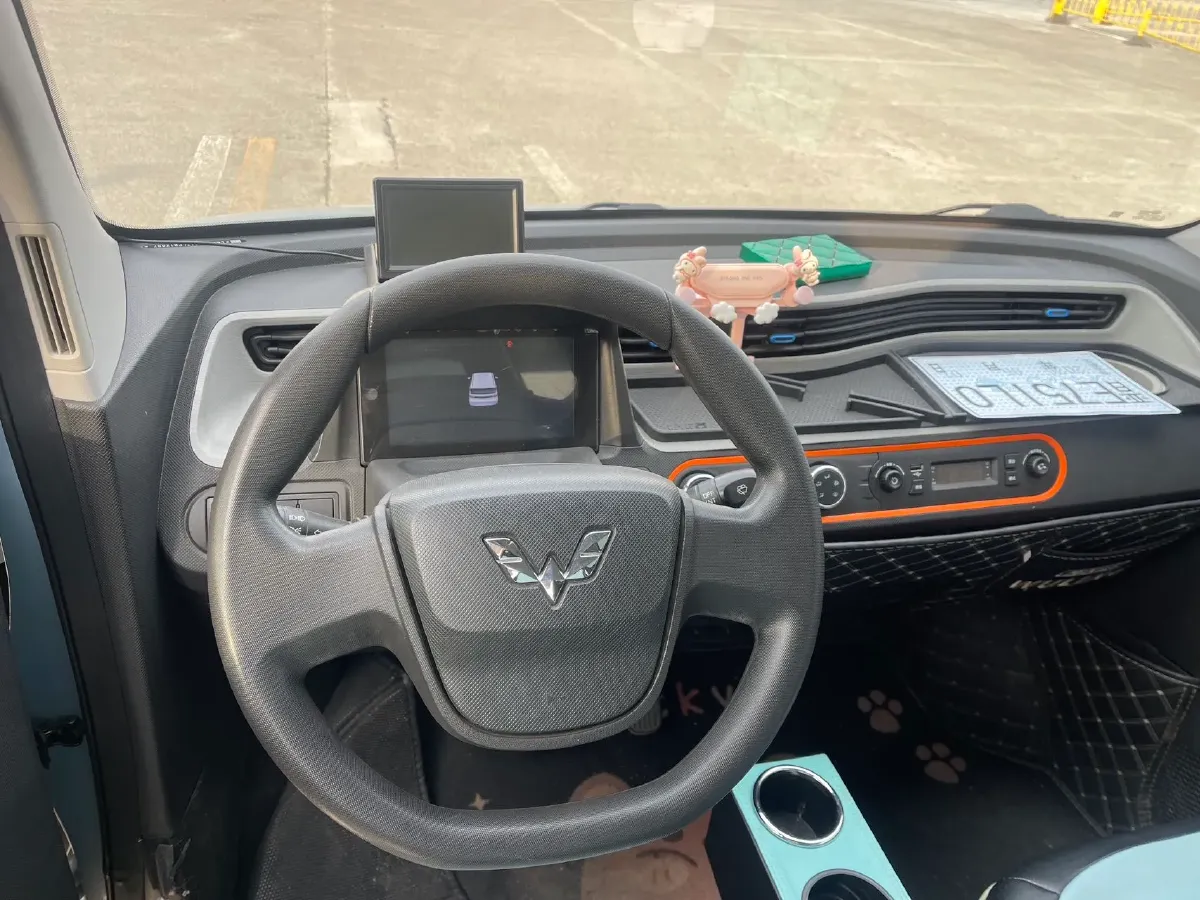 2020 WuLing HongGuang MINI EV BEV 13.8KWH,autocango,china used car exporter,china ev exporter,chinese used car exporter,chinese used ev exporter