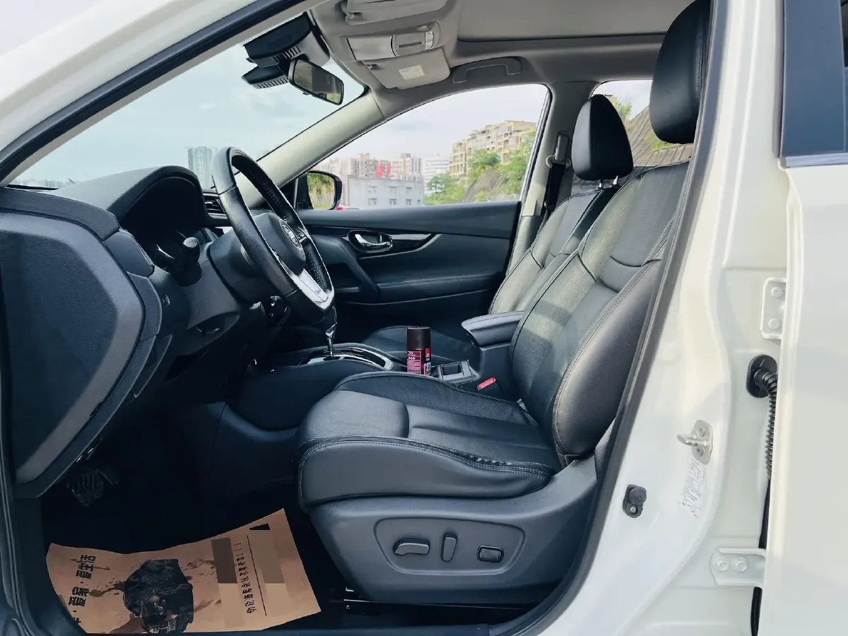 2020 Nissan X-Trail 2.0L 154HP L4 CVT,autocango,china used car exporter,china ev exporter,chinese used car exporter,chinese used ev exporter