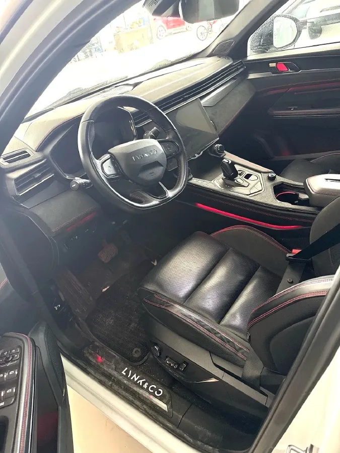 2020 LYNK&CO 05 2.0T 254HP L4 8AT,autocango,china used car exporter,china ev exporter,chinese used car exporter,chinese used ev exporter