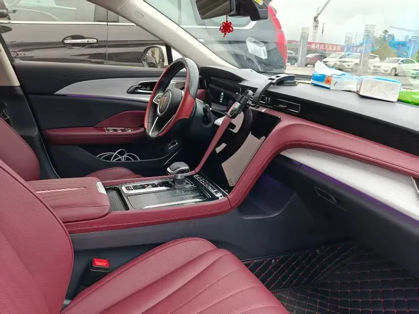 2025 HongQi H5 1.5T 169HP L4 1DHT Hybrid,autocango,china used car exporter,china ev exporter,chinese used car exporter,chinese used ev exporter