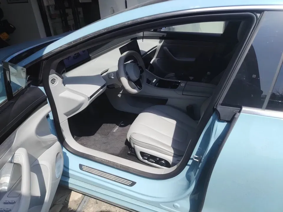 2025 Luxeed S7 BEV 100KWH,autocango,china used car exporter,china ev exporter,chinese used car exporter,chinese used ev exporter