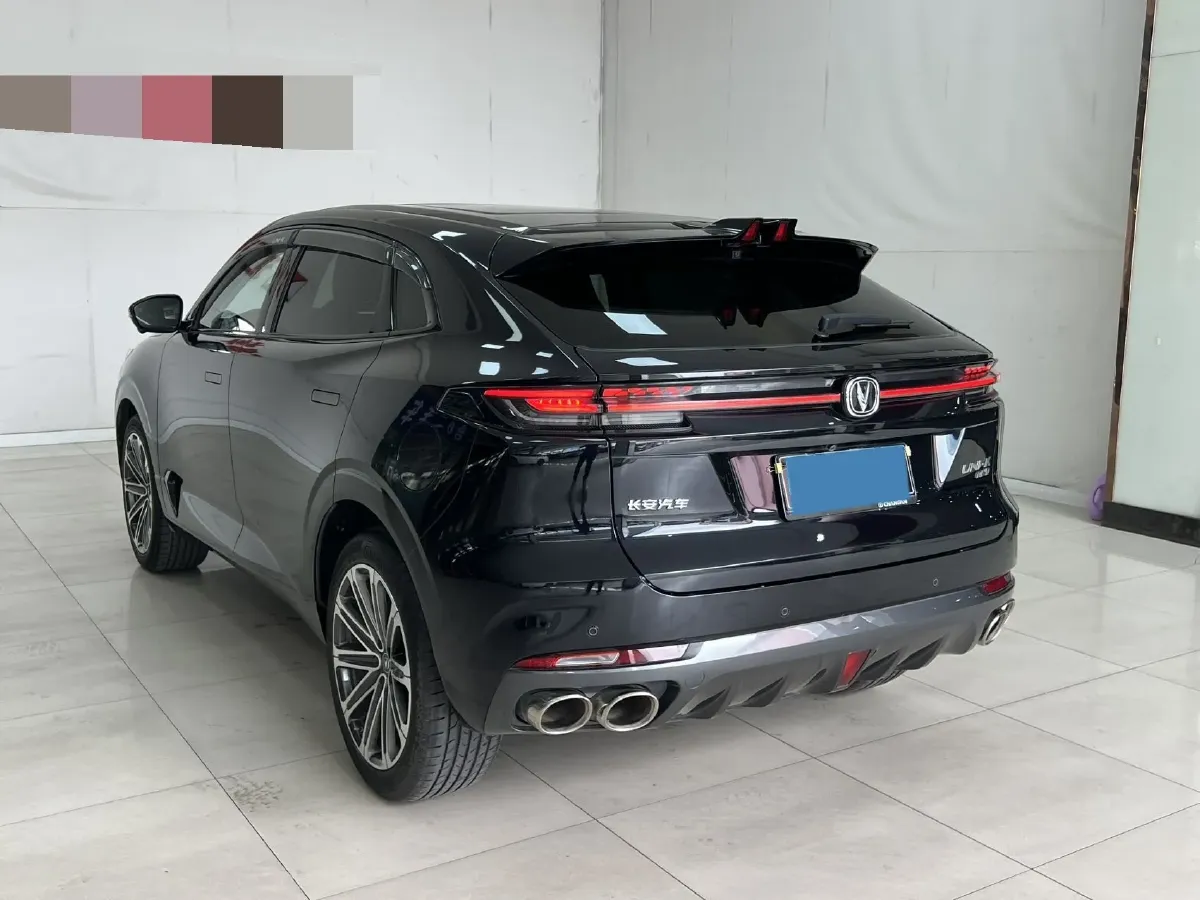 2021 ChangAn UNI-K 2.0T 233HP L4 8AT,autocango,china used car exporter,china ev exporter,chinese used car exporter,chinese used ev exporter