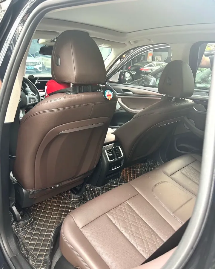 2023 BMW X3 2.0T 245HP L4 8AT,autocango,china used car exporter,china ev exporter,chinese used car exporter,chinese used ev exporter