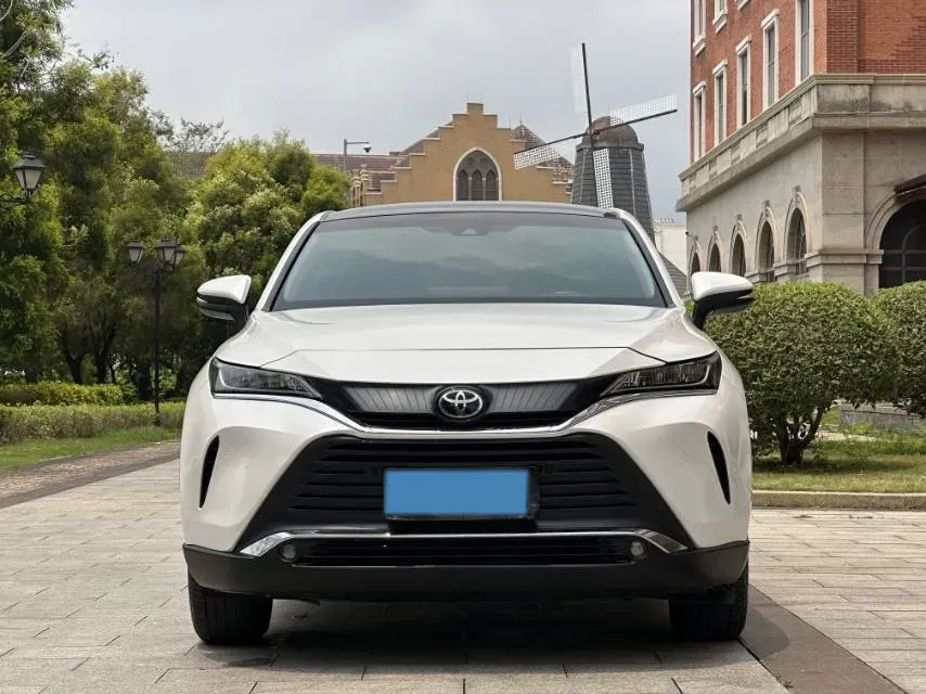 2022 Toyota Harrier 2.0L 171HP L4 CVT,autocango,china used car exporter,china ev exporter,chinese used car exporter,chinese used ev exporter
