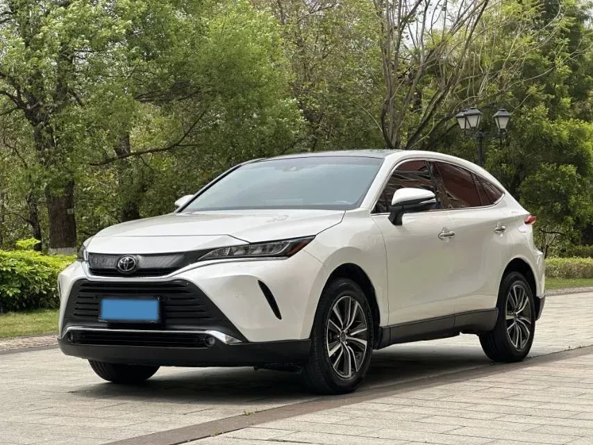 2022 Toyota Harrier 2.0L 171HP L4 CVT,autocango,china used car exporter,china ev exporter,chinese used car exporter,chinese used ev exporter