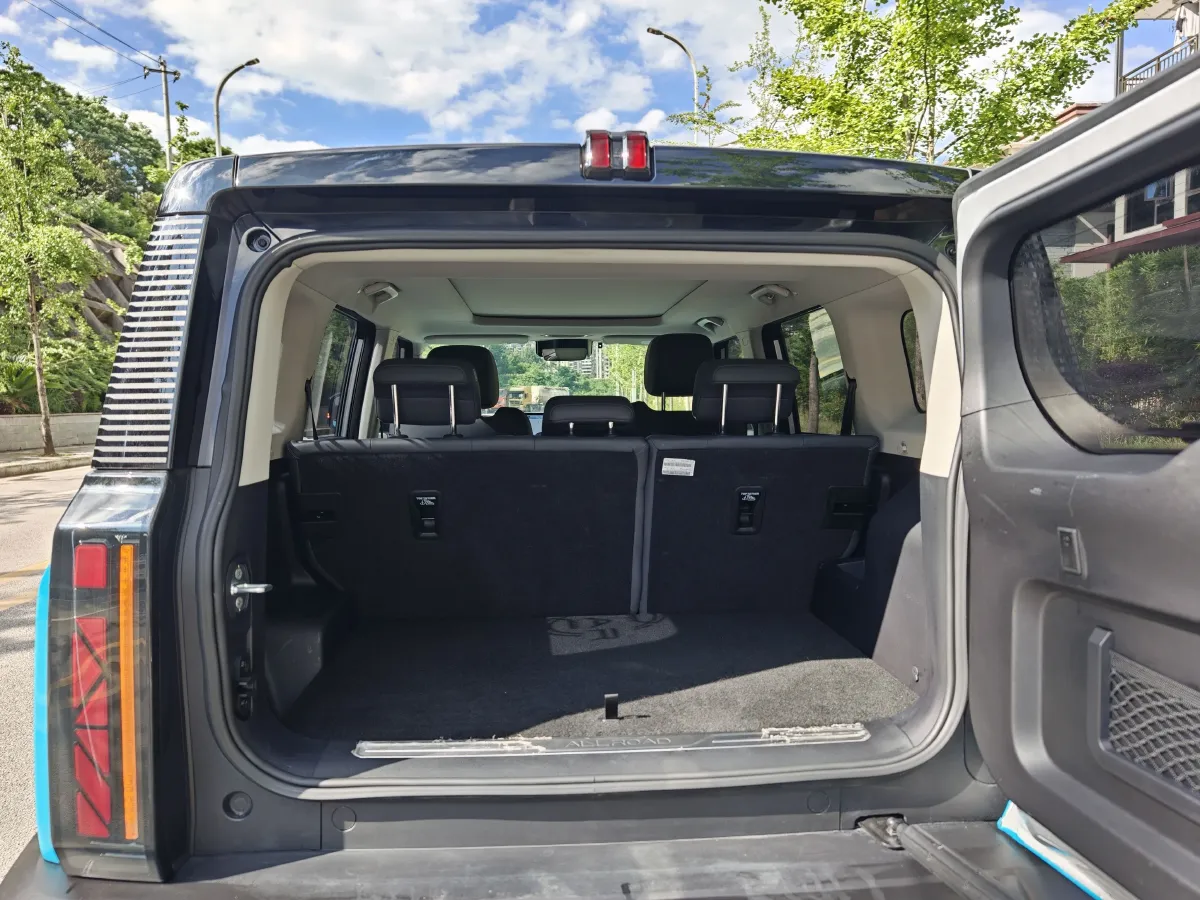 2024 Dongfeng RuiQi 7 2.0T 228HP L4 8AT,autocango,china used car exporter,china ev exporter,chinese used car exporter,chinese used ev exporter