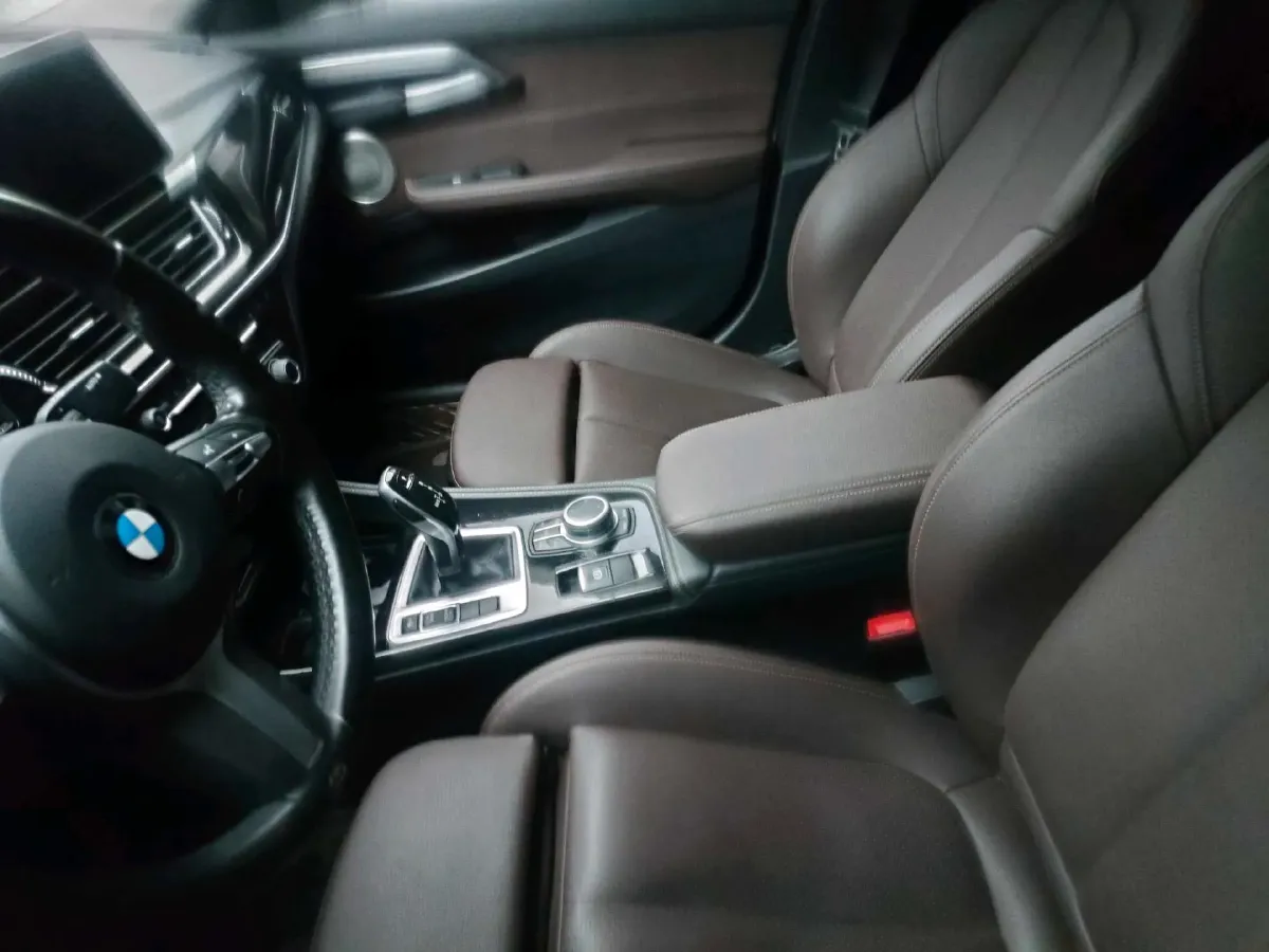 2022 BMW 1 Series 1.5T 140HP L3 7DCT,autocango,china used car exporter,china ev exporter,chinese used car exporter,chinese used ev exporter