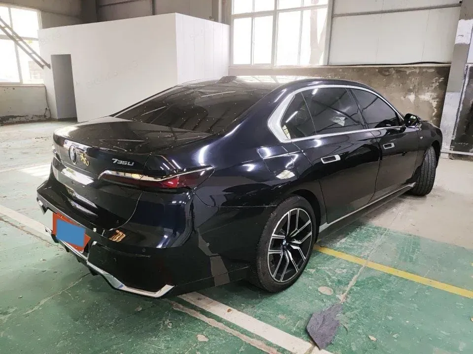 2023 BMW 7 Series 3.0T 272HP L6 8AT,autocango,china used car exporter,china ev exporter,chinese used car exporter,chinese used ev exporter