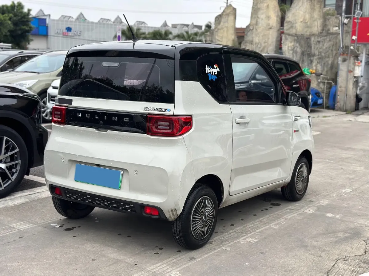 2021 WuLing HongGuang MINI EV BEV 9.3KWH,autocango,china used car exporter,china ev exporter,chinese used car exporter,chinese used ev exporter