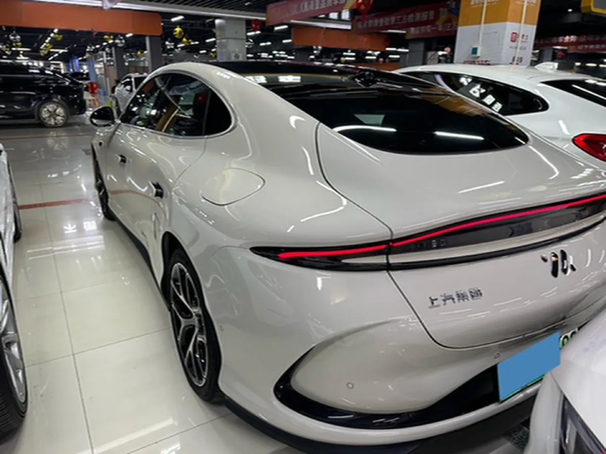 2025 IM L6 BEV,autocango,china used car exporter,china ev exporter,chinese used car exporter,chinese used ev exporter