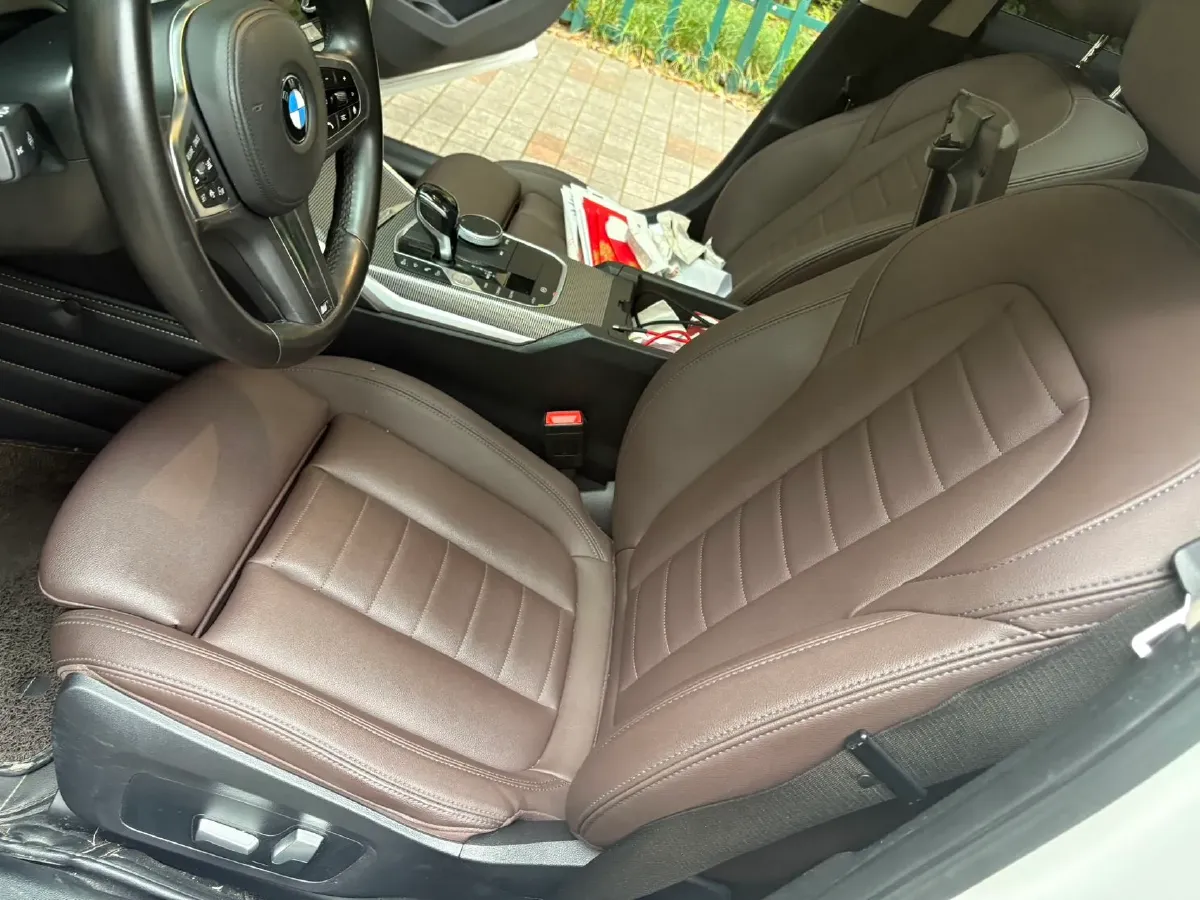 2020 BMW 3 Series 2.0T 258HP L4 8AT,autocango,china used car exporter,china ev exporter,chinese used car exporter,chinese used ev exporter