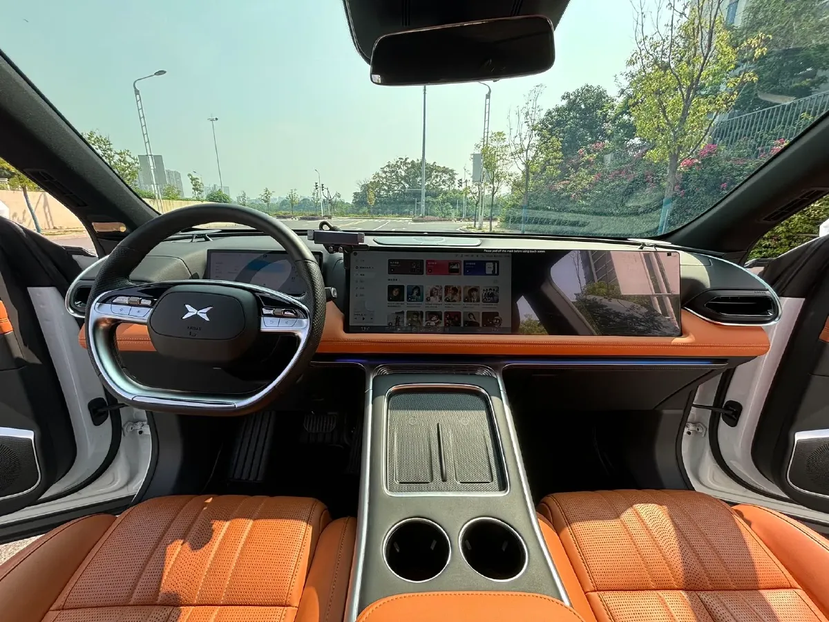 2024 Xpeng G9 BEV 98KWH,autocango,china used car exporter,china ev exporter,chinese used car exporter,chinese used ev exporter