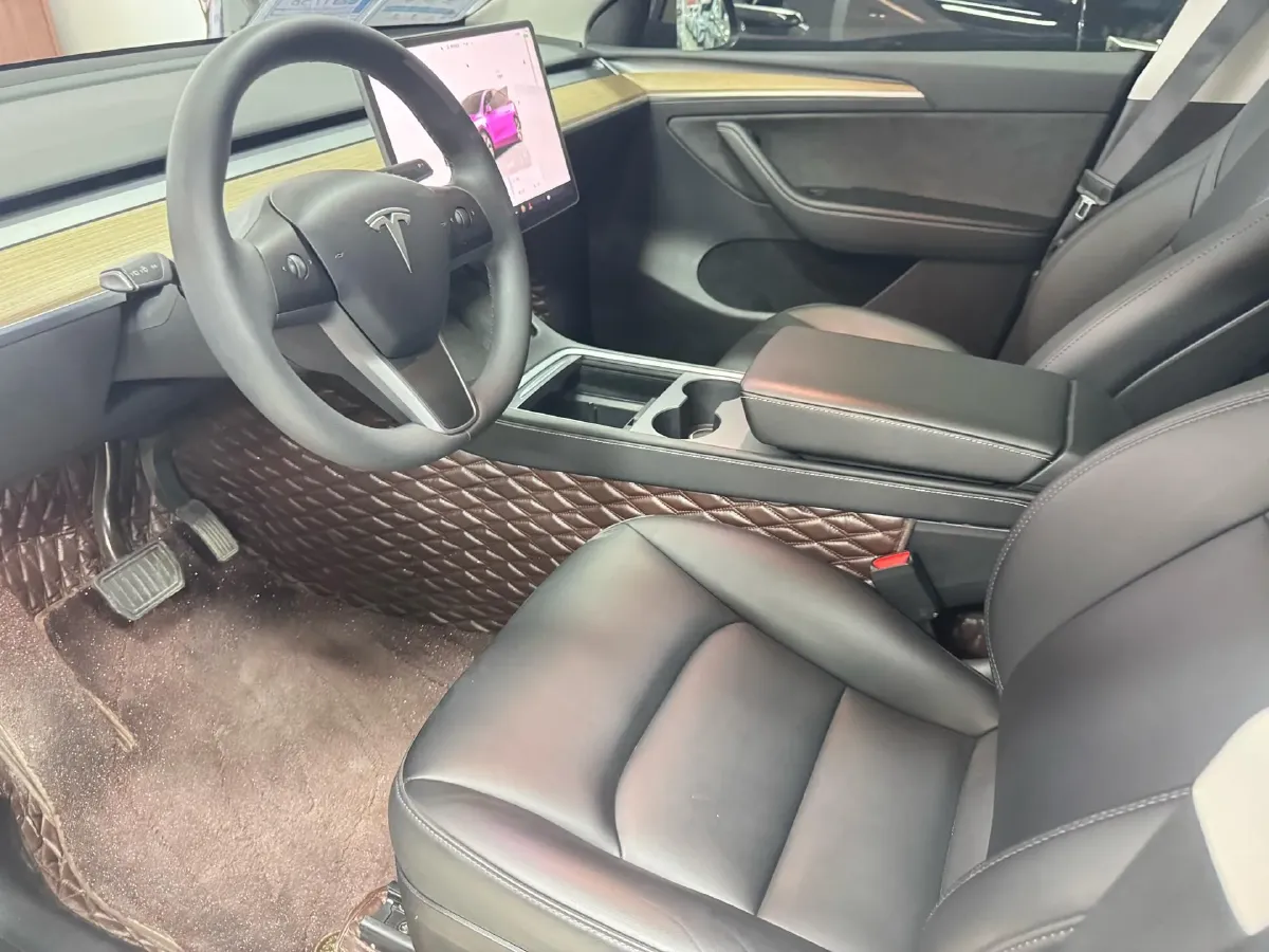 2022 Tesla Model Y BEV 60KWH,autocango,china used car exporter,china ev exporter,chinese used car exporter,chinese used ev exporter