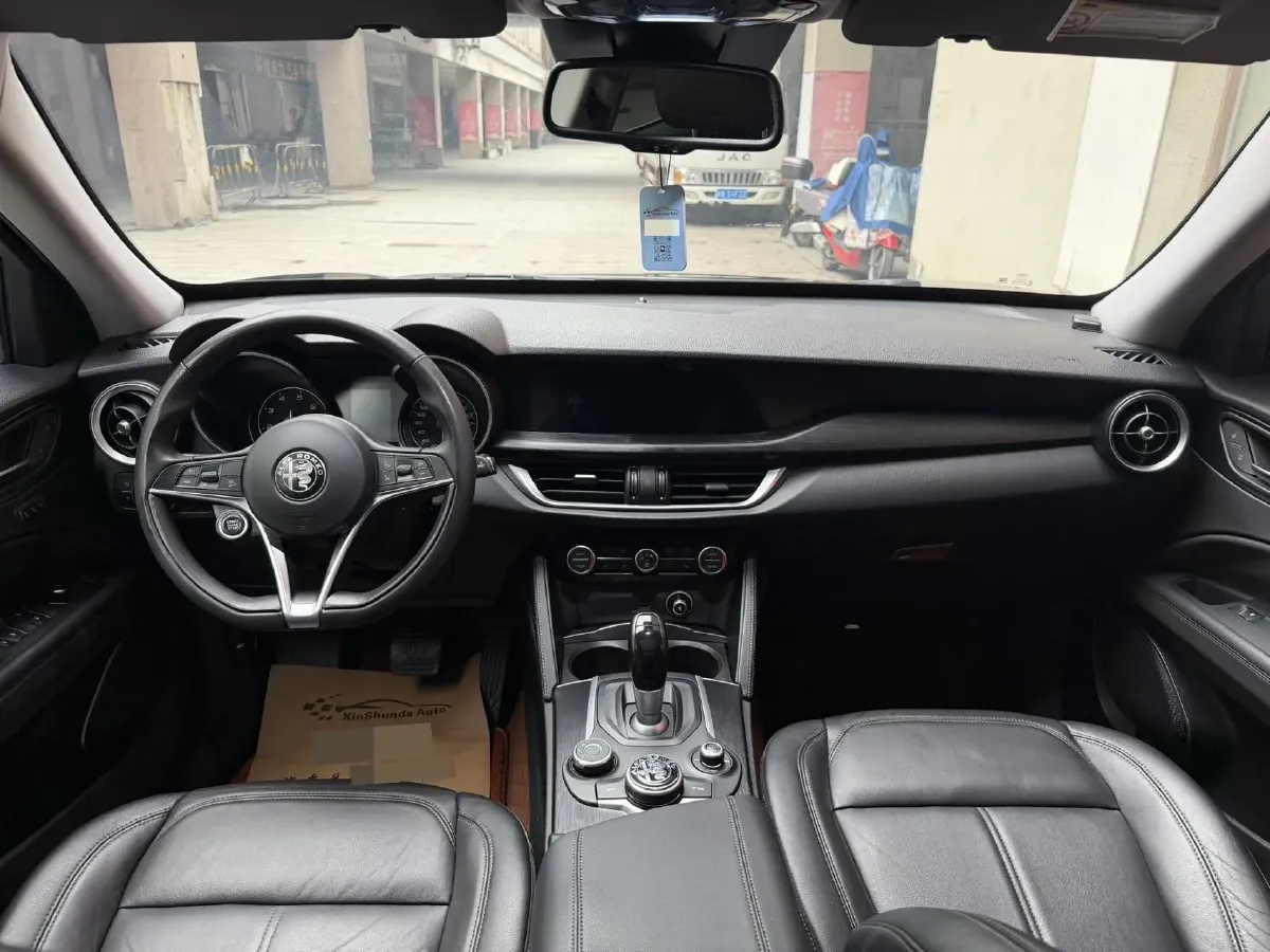2017 Lexus NX 2.0T 238HP L4 6AT,autocango,china used car exporter,china ev exporter,chinese used car exporter,chinese used ev exporter