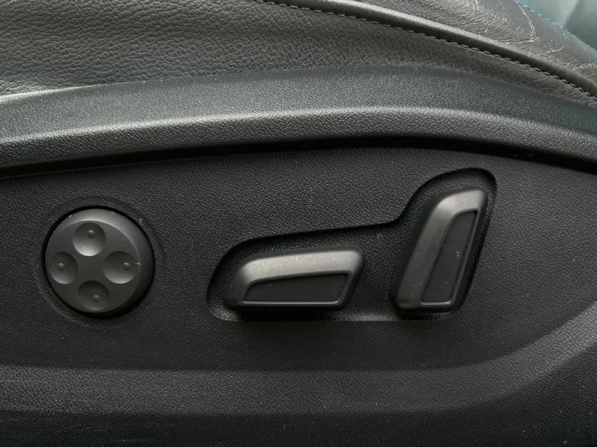 2022 Audi Q2L 1.4T 150HP L4 7DCT,autocango,china used car exporter,china ev exporter,chinese used car exporter,chinese used ev exporter