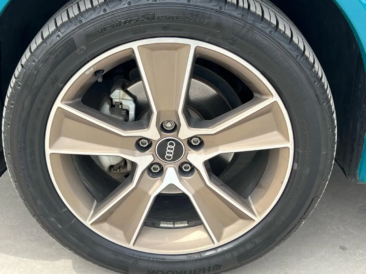 2022 Audi Q2L 1.4T 150HP L4 7DCT,autocango,china used car exporter,china ev exporter,chinese used car exporter,chinese used ev exporter