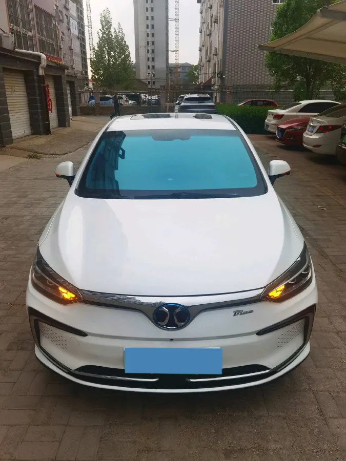 2018 BeiJing Auto EU5 BEV 53.66KWH,autocango,china used car exporter,china ev exporter,chinese used car exporter,chinese used ev exporter