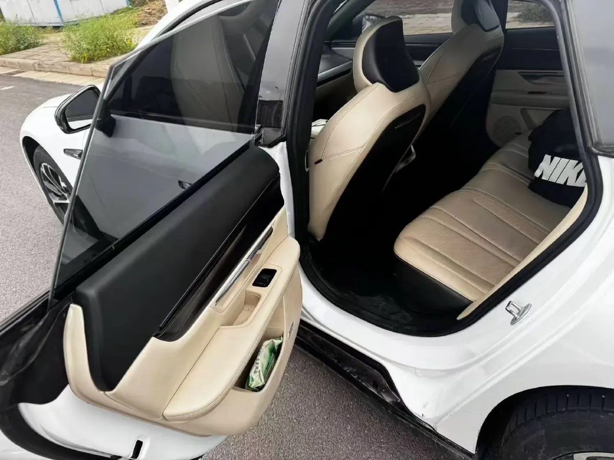 2020 Xpeng P7 BEV 70.8KWH,autocango,china used car exporter,china ev exporter,chinese used car exporter,chinese used ev exporter
