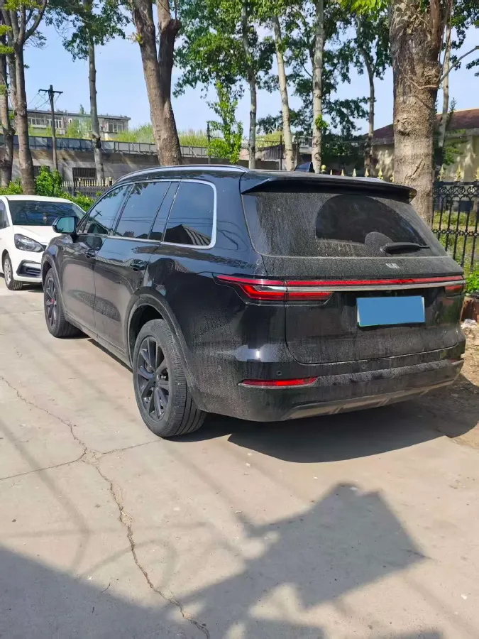 2021 Li ONE Range Extended 131HP REEV 40.5KWH,autocango,china used car exporter,china ev exporter,chinese used car exporter,chinese used ev exporter