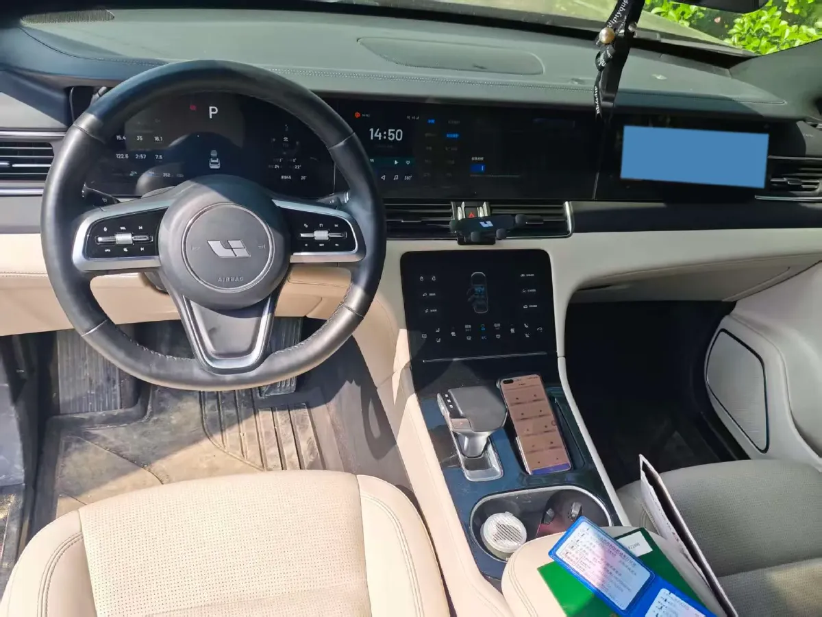 2021 Li ONE Range Extended 131HP REEV 40.5KWH,autocango,china used car exporter,china ev exporter,chinese used car exporter,chinese used ev exporter