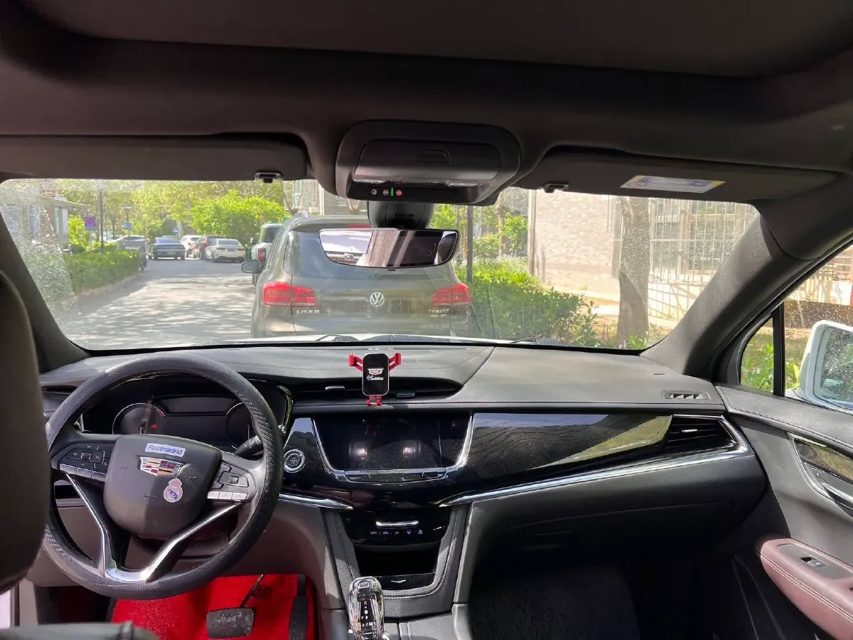 2020 Cadillac XT6 2.0T 237HP L4 9AT,autocango,china used car exporter,china ev exporter,chinese used car exporter,chinese used ev exporter